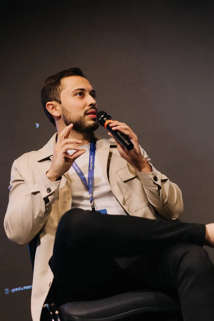 Eduardo palestrando no Next Ecommerce